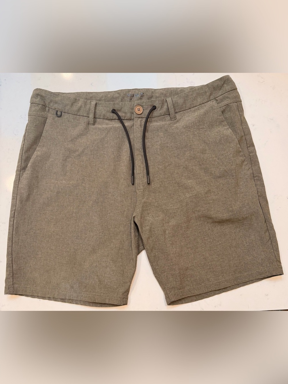 Roark Dark Olive Green men’s Shorts size 38